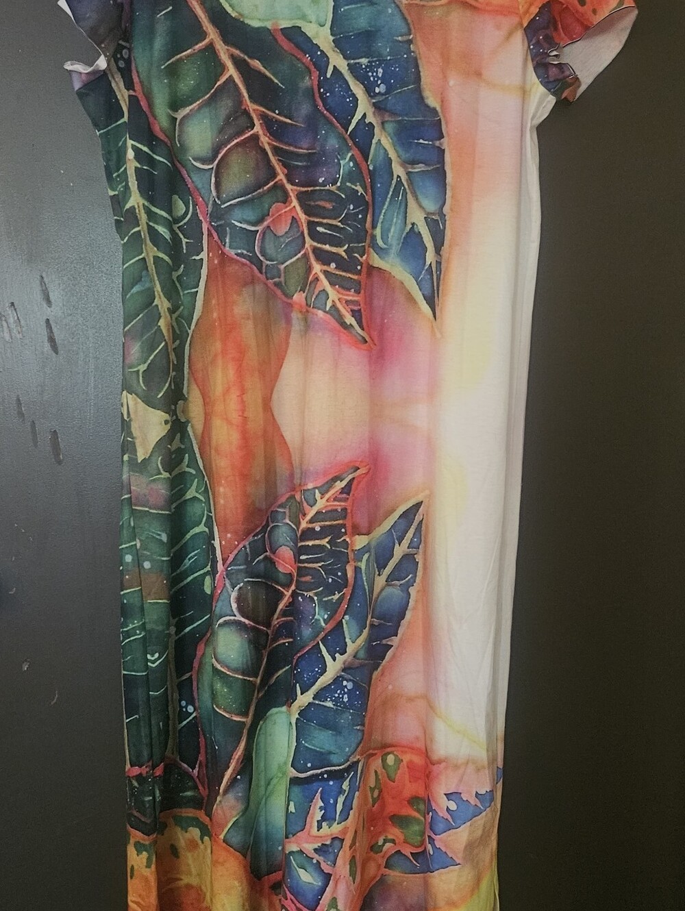 Maxi Dress with Multicolor Leaf Print - Vibrant Pink and Green